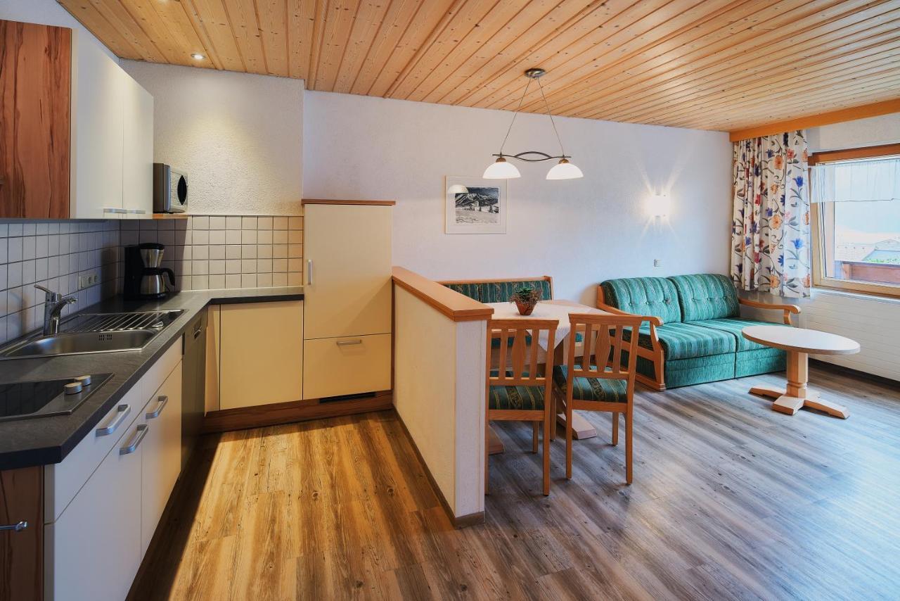 Haus Zitt Apartment Grän Екстериор снимка