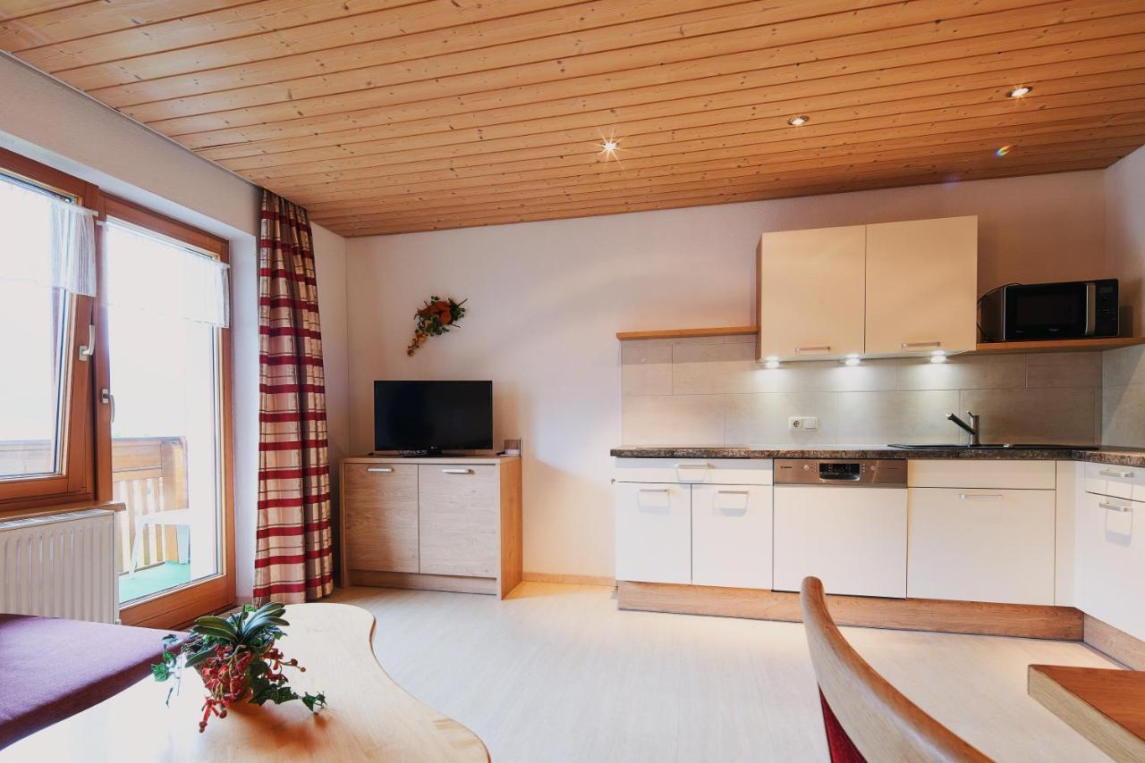 Haus Zitt Apartment Grän Екстериор снимка